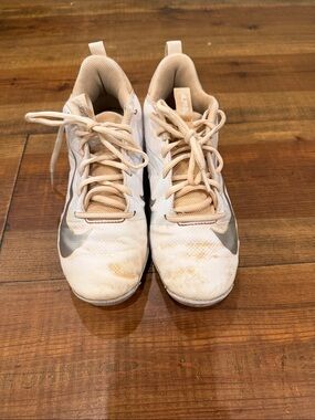 Nike Beige and White Kids cleats